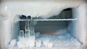 Nguyên nhân tủ lạnh Toshiba đóng tuyết? Sửa tủ lạnh Toshiba bị đóng tuyết ở đâu?