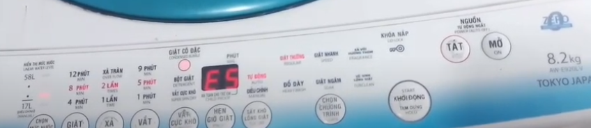 Mã E5 cho biết nguồn nước cấp vào máy giặt Toshiba bị lỗi
