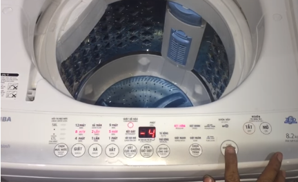 Mã lỗi E7-4 xuất hiện ở máy giặt Toshiba nội địa
